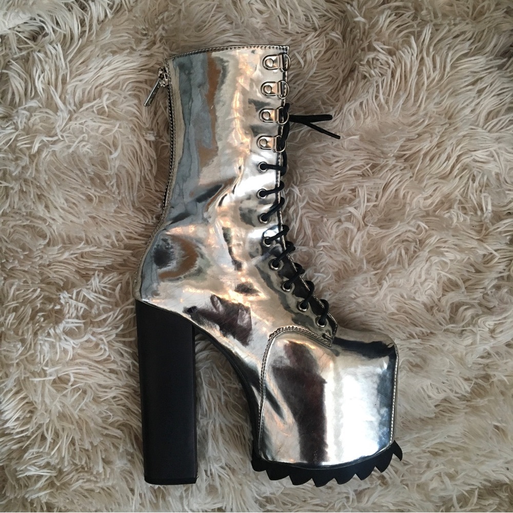 Metallic Holographic Platform Boots-Current Mood Size 5 - Picture 3 of 10